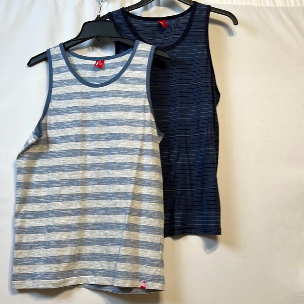 2 UNIONBAY Tanks